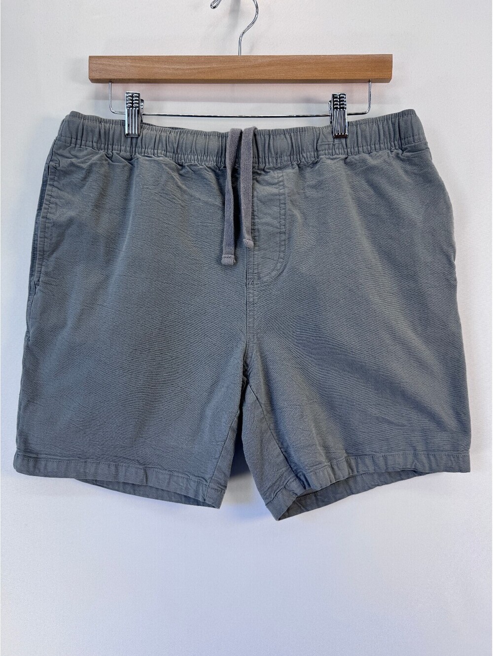 Free Fly Bamboo Stretch Shorts Mens L Casual Gray Pull On Outdoor Hiking Fishing